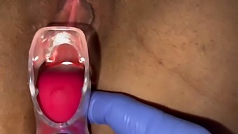 Gynecologist Uses Speculum To Stimulate Pussy And Examines Female Orgasm